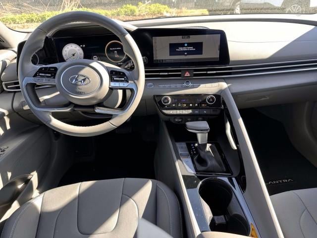 2023 Hyundai ELANTRA SEL IVT