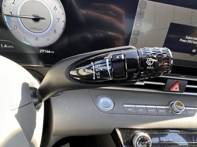2023 Hyundai ELANTRA SEL IVT