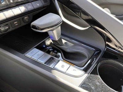 2023 Hyundai ELANTRA SEL IVT