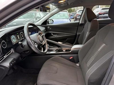2023 Hyundai ELANTRA SEL IVT