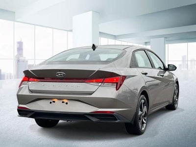 2023 Hyundai ELANTRA SEL IVT