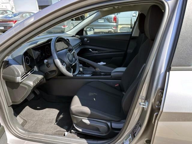 2023 Hyundai ELANTRA SEL IVT