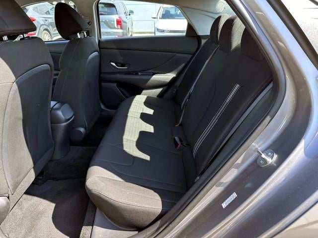 2023 Hyundai ELANTRA SEL IVT