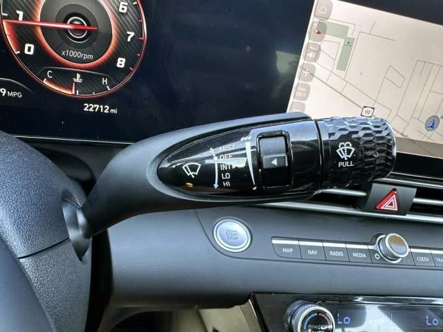 2023 Hyundai ELANTRA SEL IVT