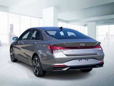2023 Hyundai ELANTRA SEL IVT