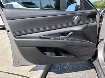 2023 Hyundai ELANTRA SEL IVT