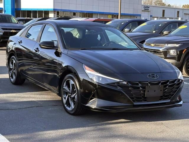 2023 Hyundai ELANTRA SEL IVT