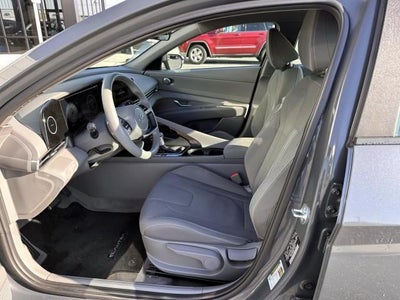 2023 Hyundai ELANTRA SEL IVT