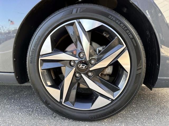 2023 Hyundai ELANTRA SEL IVT