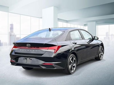 2023 Hyundai ELANTRA SEL IVT