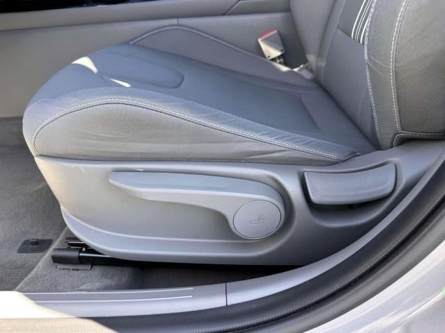 2023 Hyundai ELANTRA SEL IVT