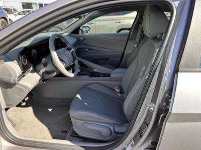 2023 Hyundai ELANTRA SEL IVT