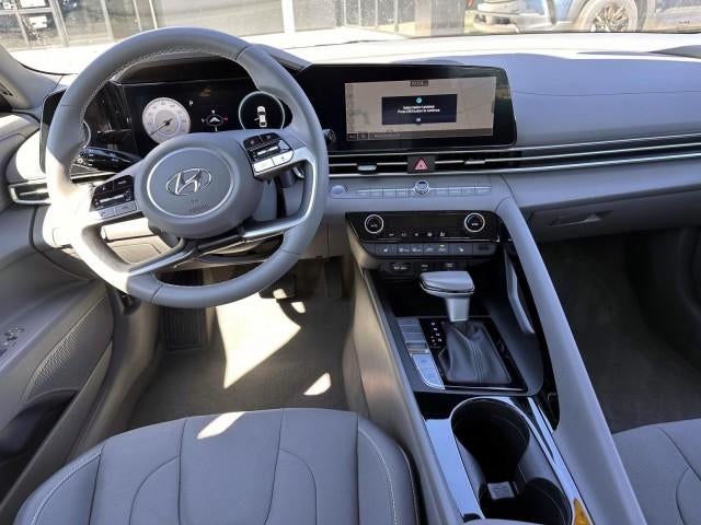 2023 Hyundai ELANTRA SEL IVT