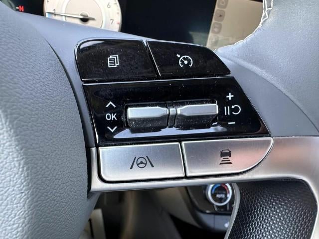 2023 Hyundai ELANTRA SEL IVT