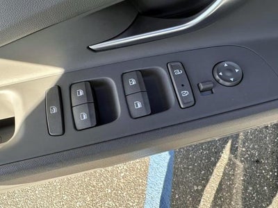 2023 Hyundai ELANTRA SEL IVT