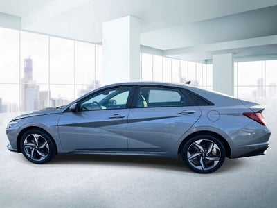 2023 Hyundai ELANTRA SEL IVT