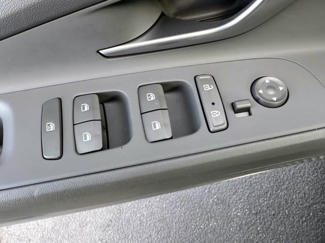 2023 Hyundai ELANTRA SEL IVT