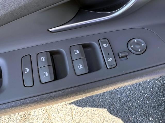 2023 Hyundai ELANTRA SEL IVT