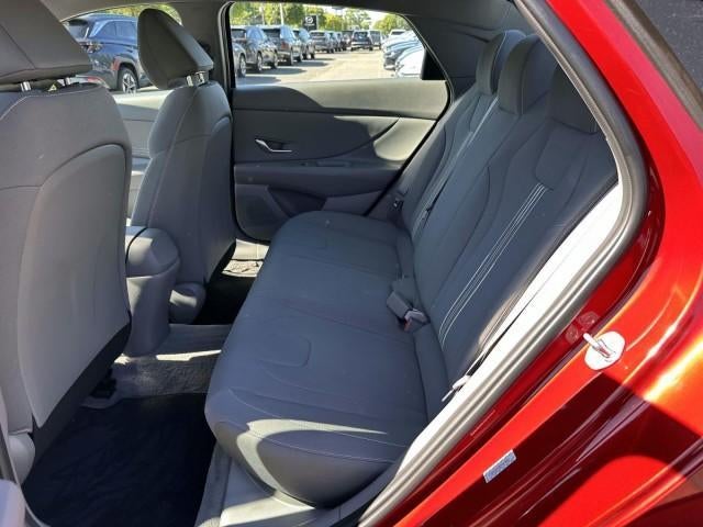 2023 Hyundai ELANTRA SEL IVT