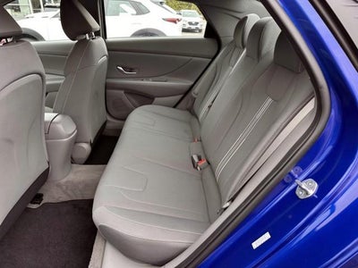 2023 Hyundai ELANTRA SEL IVT