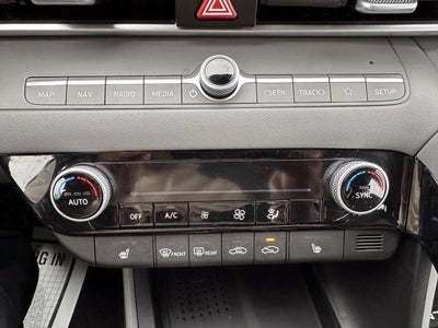 2023 Hyundai ELANTRA SEL IVT