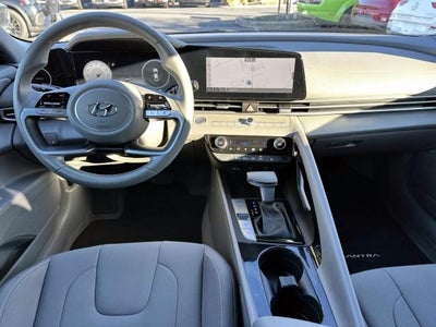 2023 Hyundai ELANTRA SEL IVT