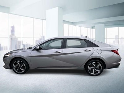 2023 Hyundai ELANTRA SEL IVT