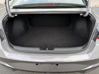 2023 Hyundai ELANTRA SEL IVT