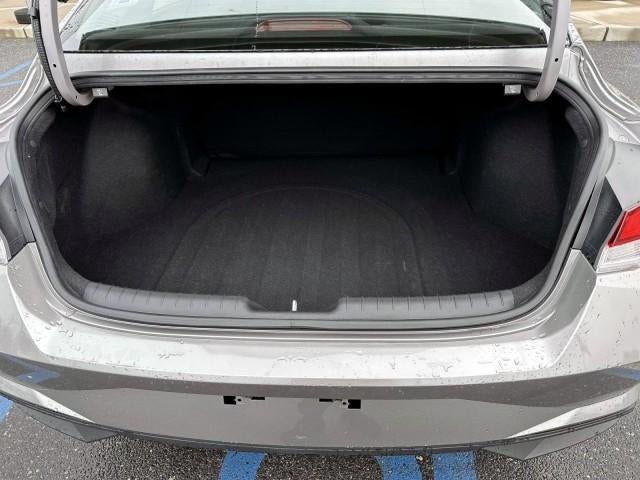 2023 Hyundai ELANTRA SEL IVT