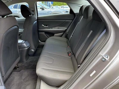 2023 Hyundai ELANTRA SEL IVT