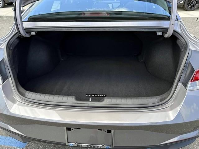 2023 Hyundai ELANTRA SEL IVT