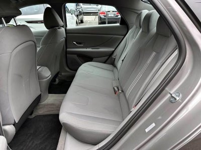2023 Hyundai ELANTRA SEL IVT