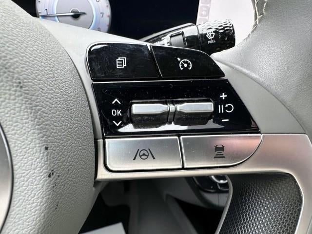 2023 Hyundai ELANTRA SEL IVT