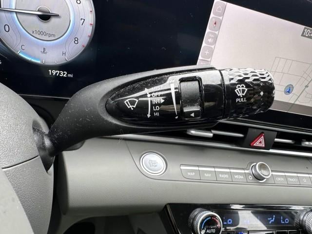 2023 Hyundai ELANTRA SEL IVT