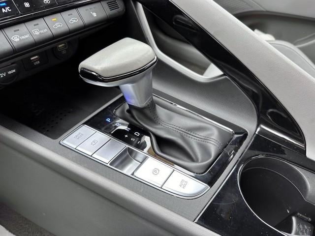 2023 Hyundai ELANTRA SEL IVT