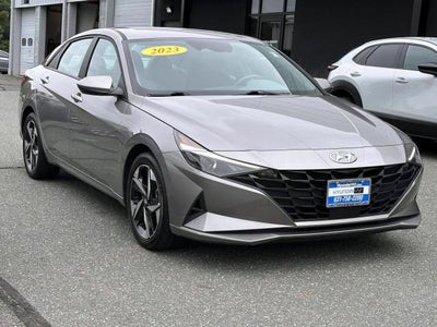 2023 Hyundai ELANTRA SEL IVT
