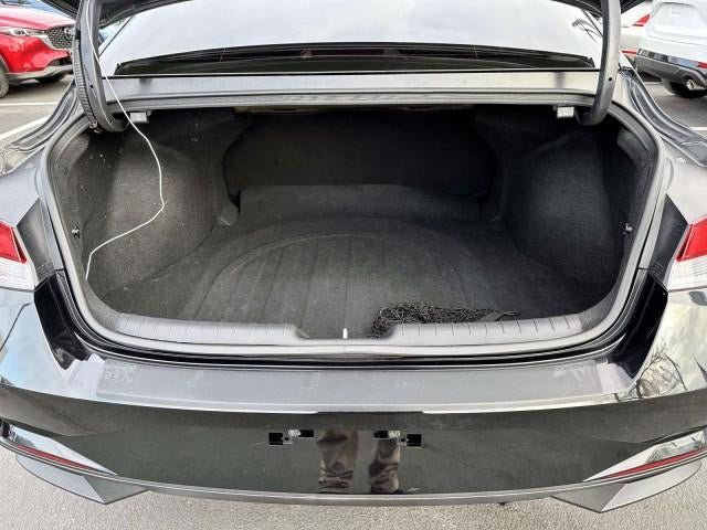 2023 Hyundai ELANTRA SEL IVT