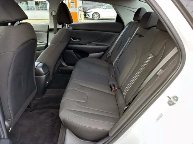 2024 Hyundai ELANTRA SEL IVT