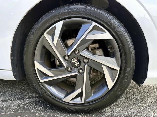 2024 Hyundai ELANTRA SEL IVT