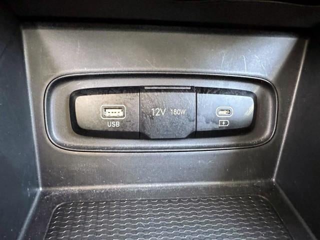 2023 Hyundai VENUE SE IVT