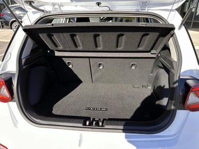 2023 Hyundai VENUE SE IVT
