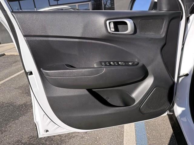 2023 Hyundai VENUE SE IVT