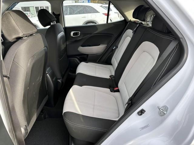 2023 Hyundai VENUE SEL IVT