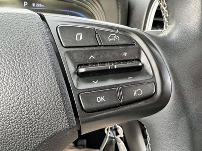 2023 Hyundai VENUE SEL IVT