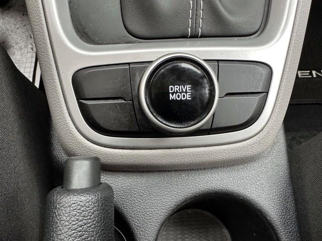 2023 Hyundai VENUE SEL IVT