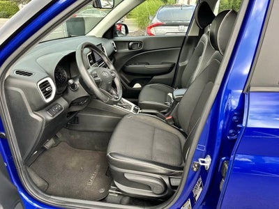 2022 Hyundai VENUE Limited IVT