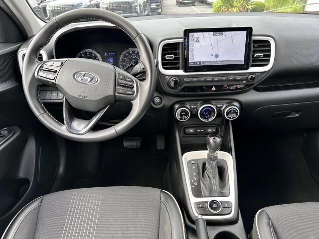 2022 Hyundai VENUE Limited IVT