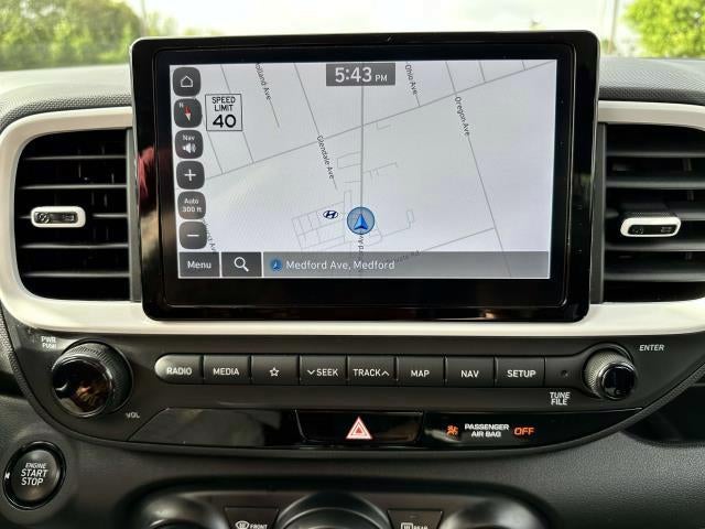 2022 Hyundai VENUE Limited IVT