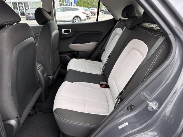 2023 Hyundai VENUE SEL IVT