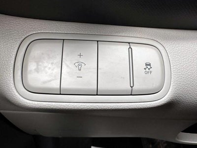 2023 Hyundai VENUE SEL IVT